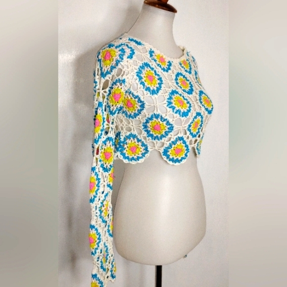 Forever 21 Tops - RETRO CROCHEYED CROP TOP